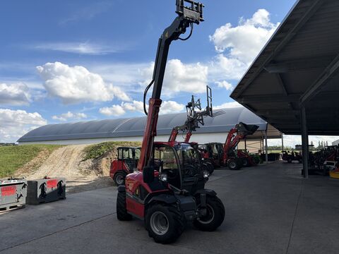 Weidemann 4512 mit Komfortsteuerung