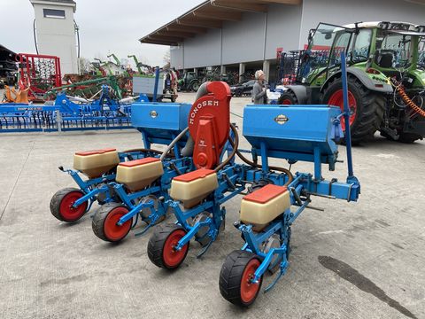 Monosem 4 reihig + Düngerbehälter