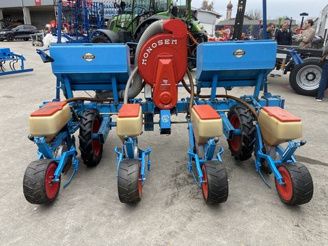 Monosem 4 reihig + Düngerbehälter