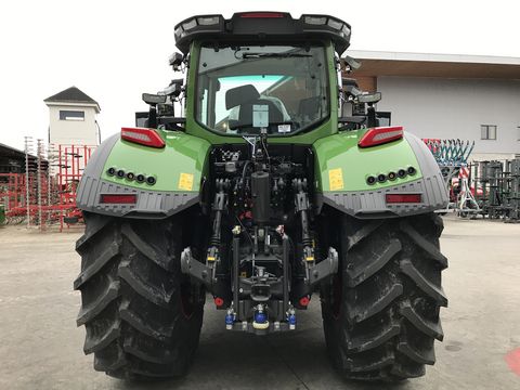 Fendt 832 Vario Gen5