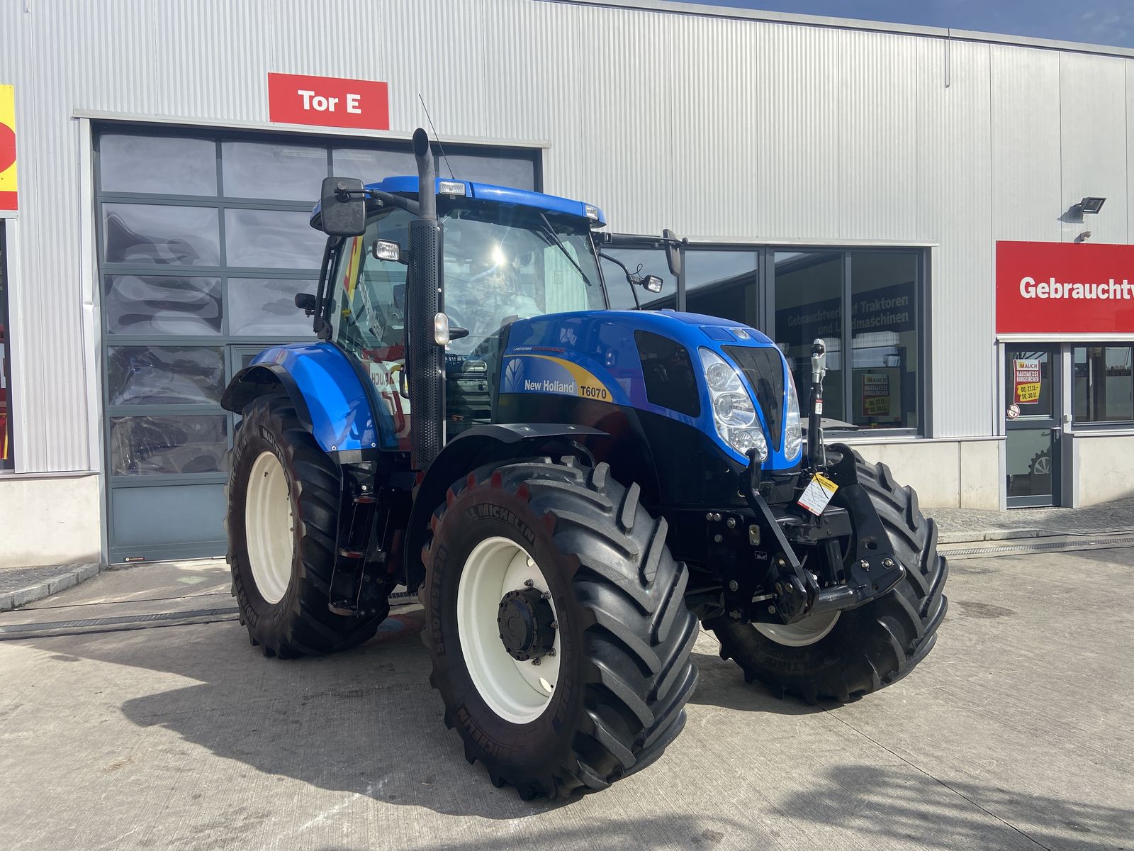 New Holland T6070 Range & Power Command 3