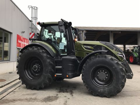 Valtra Q305