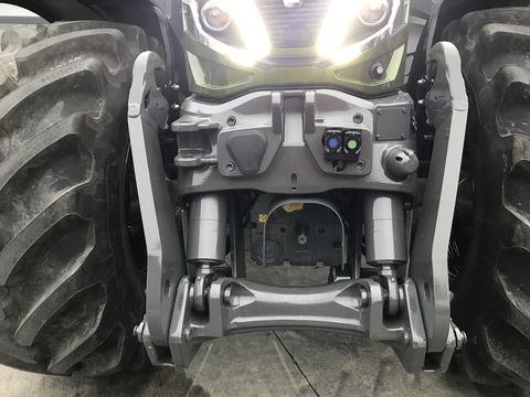 Valtra Q305
