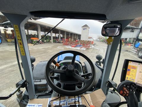 New Holland T7.210 Auto Command SideWinder II (Stage V)