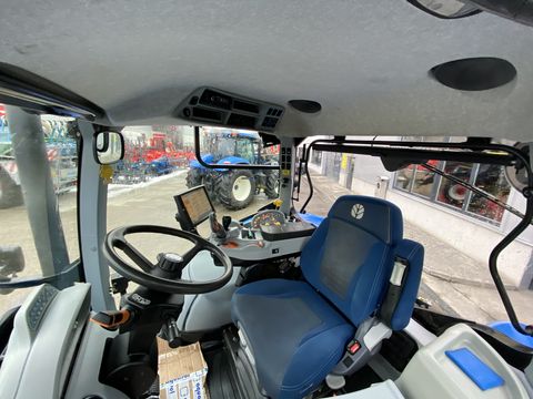 New Holland T7.210 Auto Command SideWinder II (Stage V)