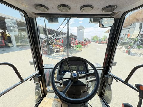 New Holland TS100
