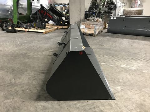 Stekro Schaufel gerundet 2,4m