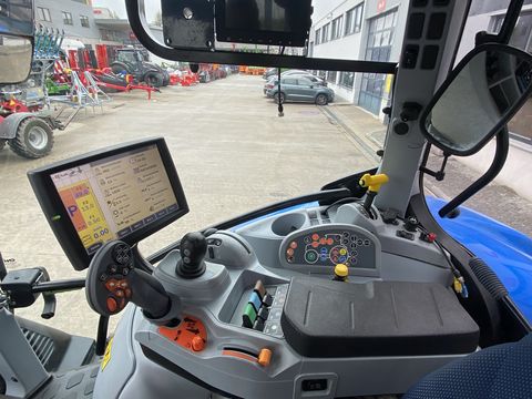 New Holland T6.145 Auto Command (Stage V)