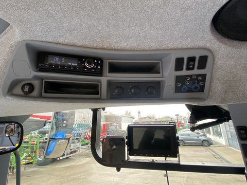 New Holland T6.145 Auto Command (Stage V)