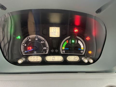 New Holland T6.145 Auto Command (Stage V)