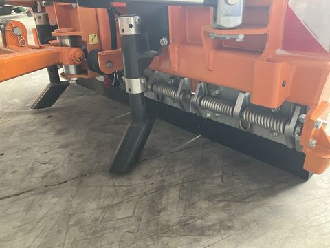 Bressel & Lade Schneeschild 1600mm Weidemann Aufnahme 