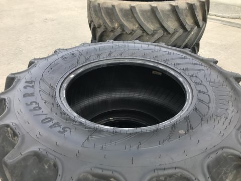 Mitas 600/65R38 + 540/65R24 AC65