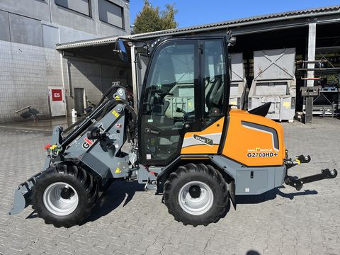 Giant 2700 HD+ mit Kabine Euro & Heckhydraulik Kat 2