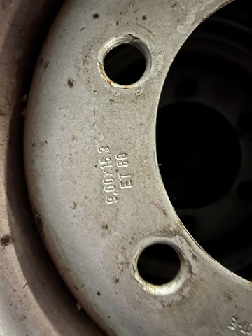 Sonstige Komplettreifen 10/75-15.3 EM 6 Loch ET80