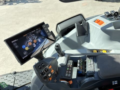 Valtra T215 Direct