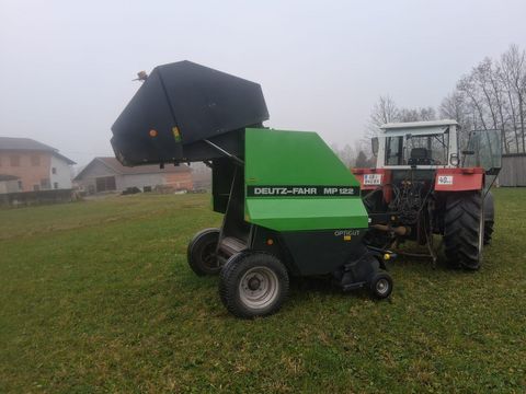 Deutz Fahr MP 122 Rundballenpresse