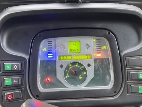 Steyr Kompakt 4075 Komfort 1