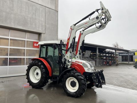 Steyr Kompakt 4075 Komfort 1