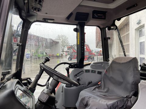 Steyr Kompakt 4075 Komfort 1