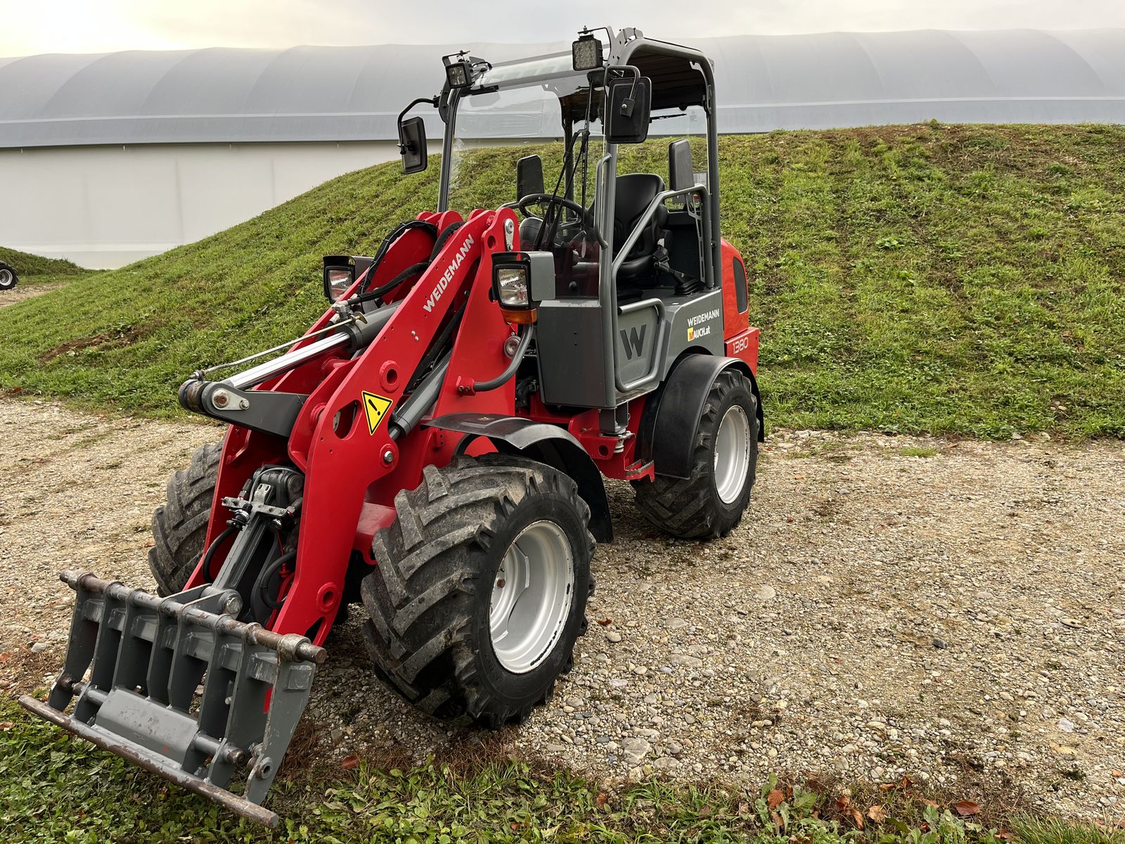 Weidemann 1380 mit STVZO / 30km/h/ Euroaufnahme 3