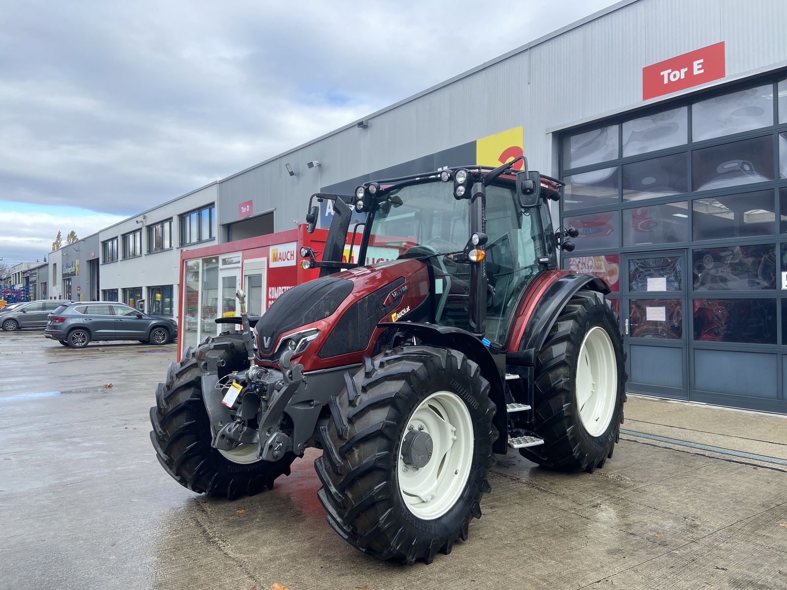 Valtra G135 ACTIVE 1