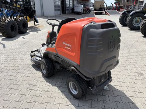 Husqvarna RC 320Ts AWD mit 103cm Mähdeck 200h