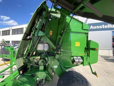 John Deere 864