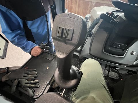 Kesla Forstanhänger 114H mit Fortskran 305T