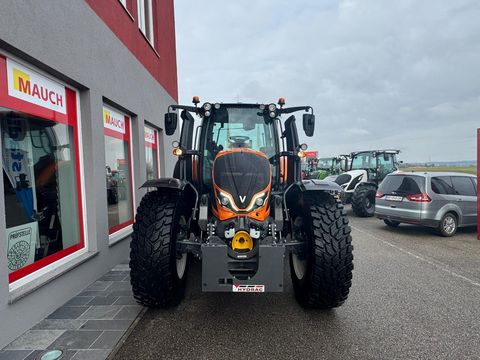 Valtra N175