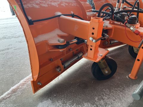 Sonstige Vario Schneeschild für Hoflader 