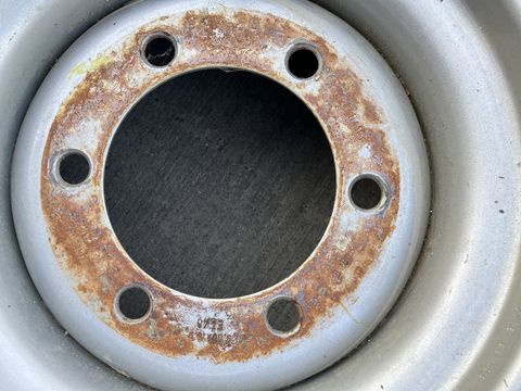 Sonstige 1x 10.75-15.3 BKT Implement 