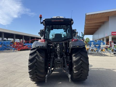 Valtra G135