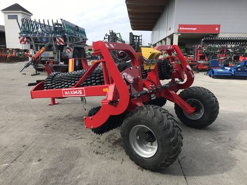 Stekro Prismenwalze 6,3m 