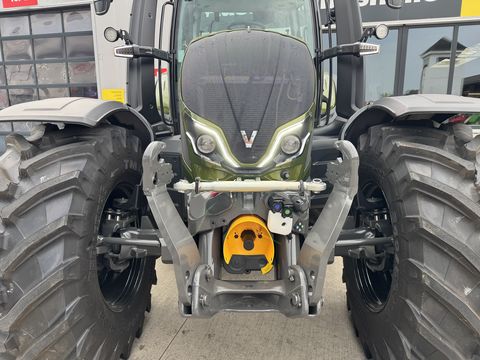 Valtra N175