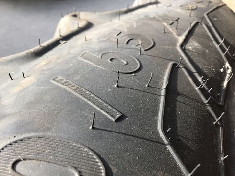 Mitas 540/65R34 + 440/65R24 mit Felgen