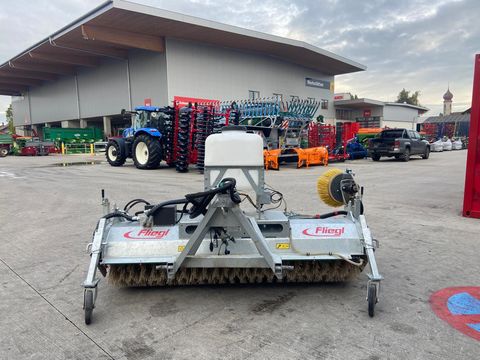 Fliegl Kehrmaschine 2300mm Dreipunkt Kat 2
