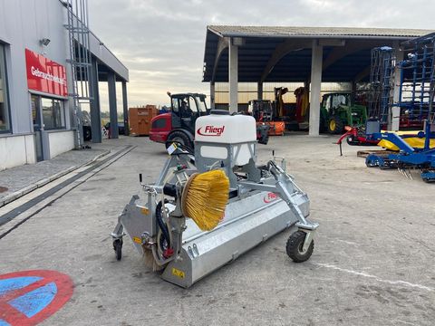Fliegl Kehrmaschine 2300mm Dreipunkt Kat 2
