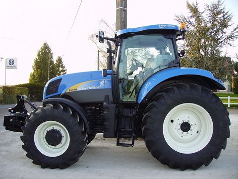 New Holland T6070 Ra