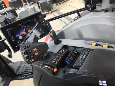 Valtra G135 VERSU