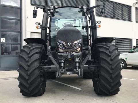 Valtra G135 VERSU