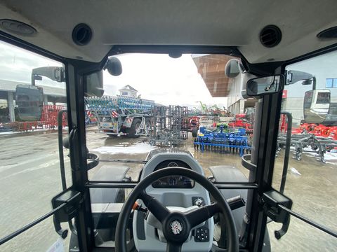Valtra A 114