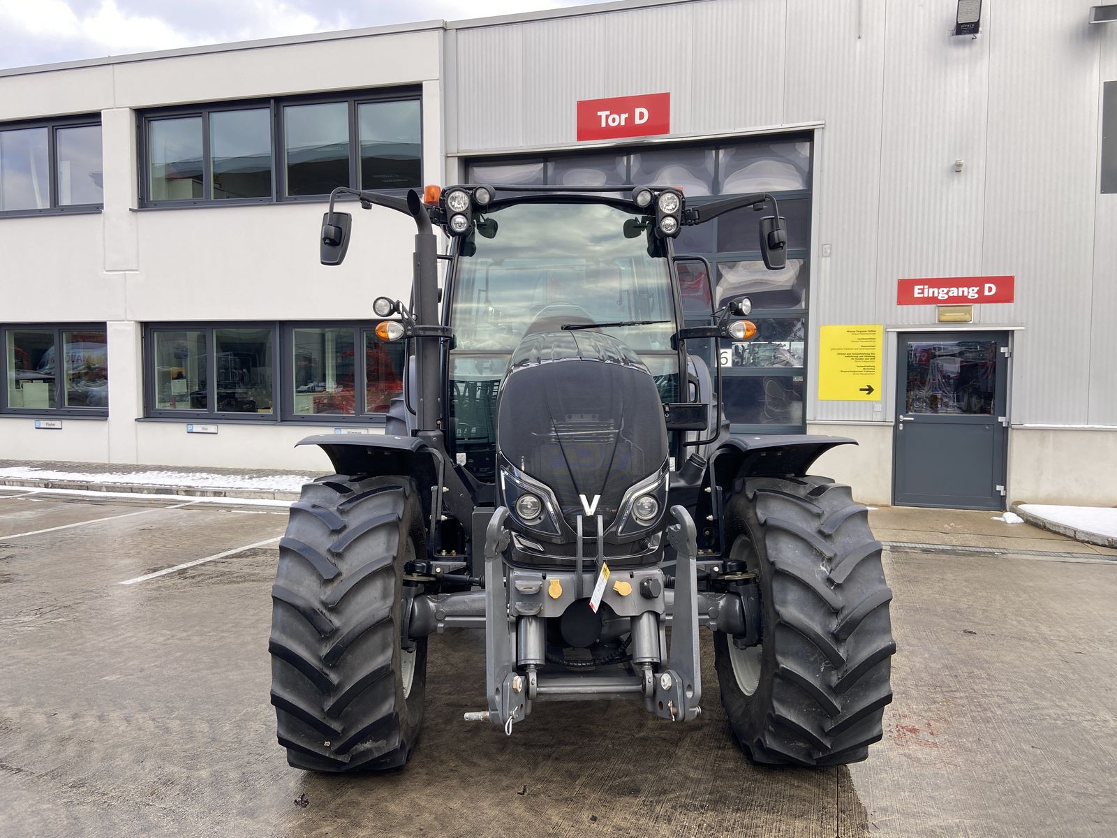 Valtra A 114 2