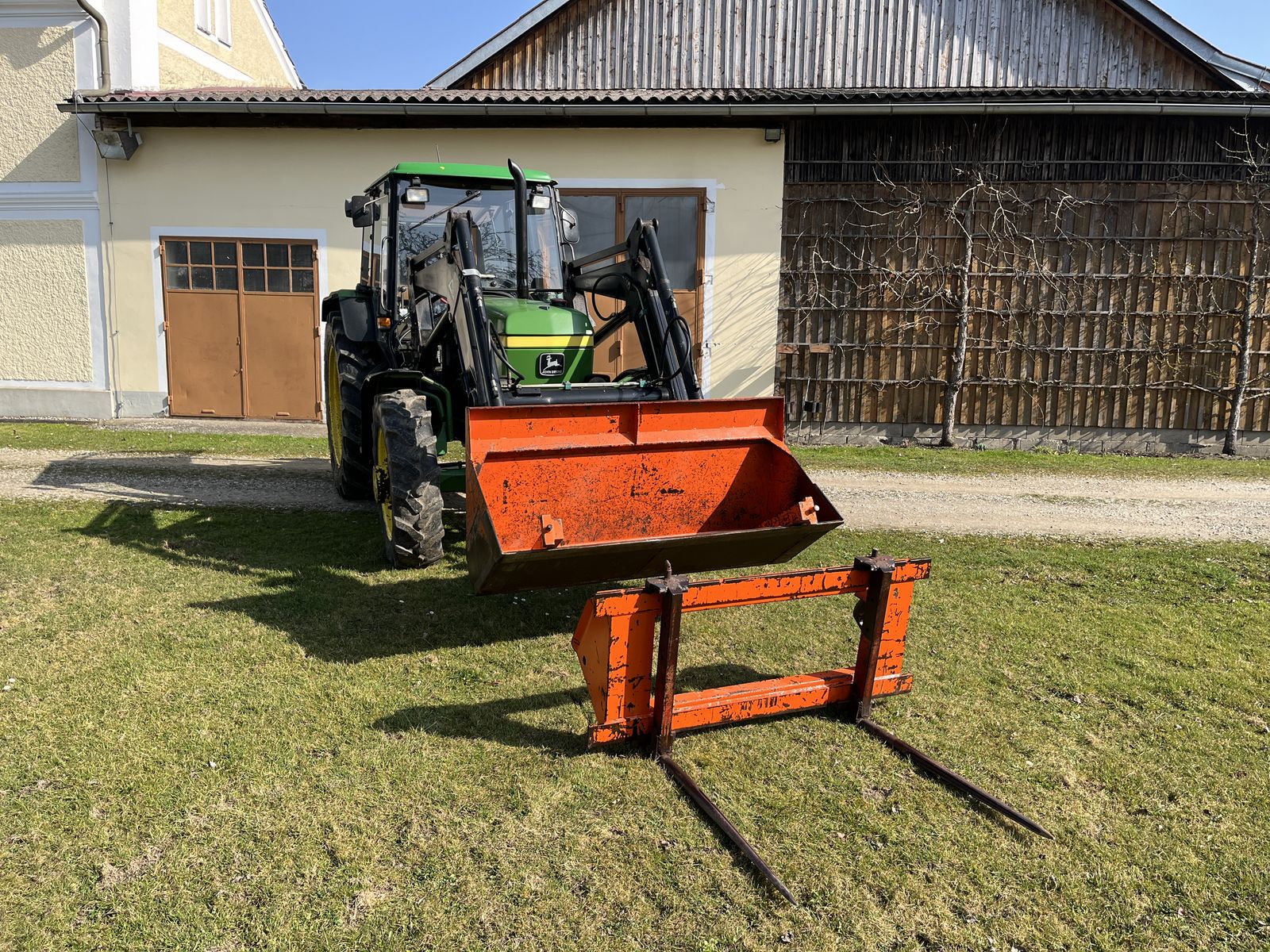 John Deere 2450 A 3