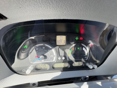 New Holland T5.110 Auto Command (Stage V)