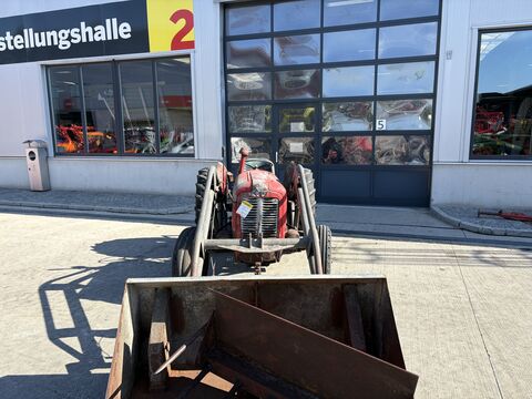 Massey Ferguson 35X Hinterrad