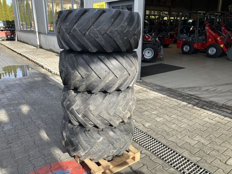 Sonstige 4x 15.0/55-17 BKT