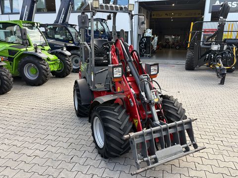 Weidemann 1160 mit Euro 30km/h Hochdruckfahrantrieb