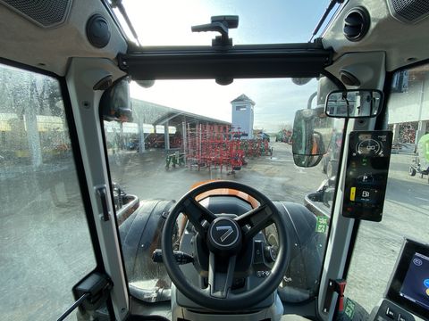 Valtra N175