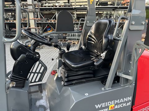Weidemann 1350CX45 mit Mösl-Weidemann Aufnahme 30Km/h