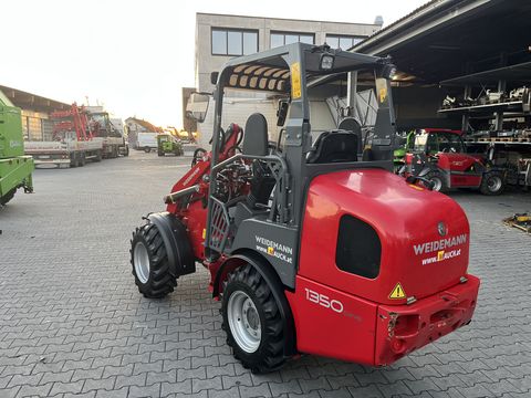 Weidemann 1350CX45 mit Mösl-Weidemann Aufnahme 30Km/h